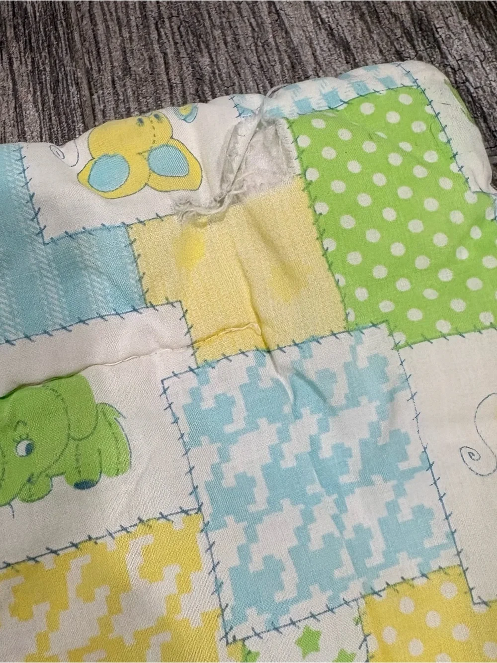 Vtg Curity Baby Crib‎ Quilt Blanket Patchwork Pals Animals USA 41x32 1980s